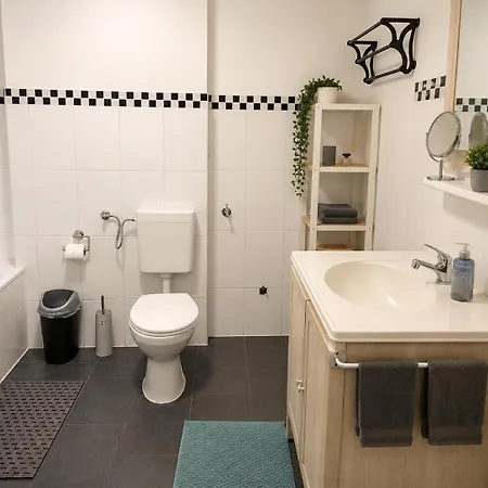 Grosse Moderne Ferienwohnung, Ruhige Innenstadtlage * Kassel
